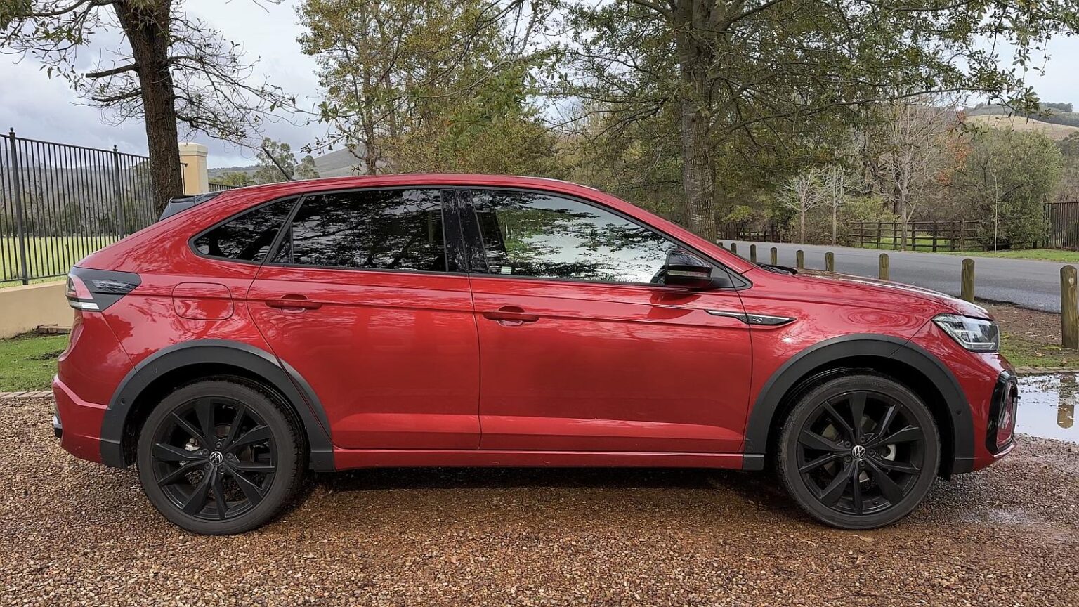 A4 R Line Red Padtoets: 2024 Volkswagen Taigo R-Line – NamWheels